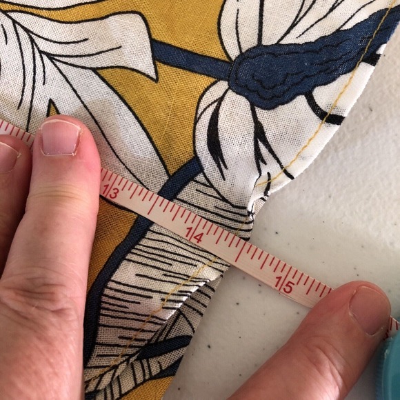 L’ATISTE Tropical Palm Crop Tank Top Spaghetti Strap Yellow White Women’s Small‎ - Picture 10 of 11